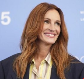 مهرجان فينيسيا 2025.. جوليا روبرتس تدافع عن فيلم «After the Hunt»