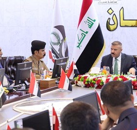 وزير الداخلية يوجه بحجز السيارات المظللة في ميسان