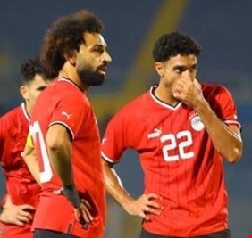 لقطة صلاح مع مرموش في لقاء إثيوبيا تشعل مواقع التواصل