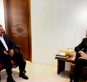 وزير الداخلية يتلقى برقية شكر وتقدير من الأمين العام لمجلس وزراء الداخلية العرب