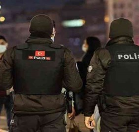 تركيا تطيح بشبكة بيع عقارات 