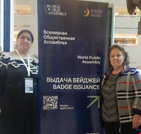رابطة المرأة العراقية تشارك في القمة العالمية الأولى لشعوب العالم في موسكو