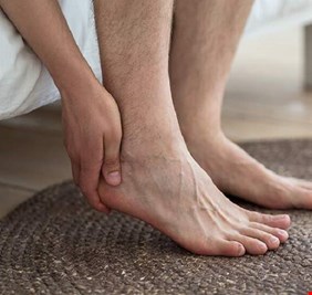 أسباب آلام الكعب وطرق علاجها