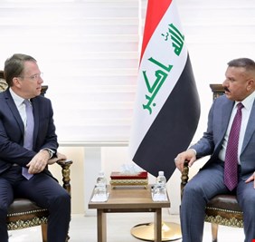 وزير الداخلية يلتقي السفيرين الفرنسي والأسترالي لدى العراق كلا على حدة