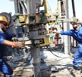 شركة عراقية تعلن حفر و استصلاح 53 بئر نفطية