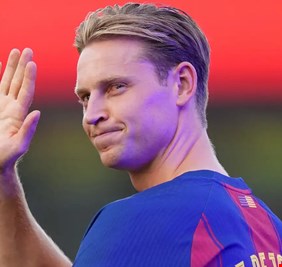 دي يونج يقطع الشك باليقين.. برشلونة يربط جوهرته حتى 2029