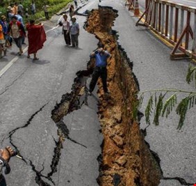 زلزال بقوة 7.6 يضرب جنوب الفلبين وسط تحذيرات من 