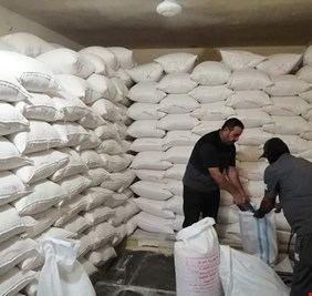 التجارة تصدر توضيحاً حول التلاعب لمادة الطحين