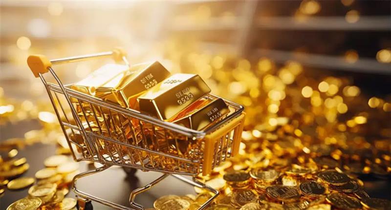 الذهب يواصل ارتفاعه التاريخي مسجلا أفضل اداء منذ 17 عاماً
