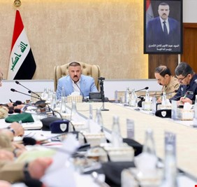 وزير الداخلية يترأس الاجتماع الدوري الشهري للتدريب ويؤكد على رفع وتعزيز القدرات وتطوير المهارات والأسس