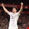 ماغواير.. القائد المعزول من كارثي إلى «هاري جول»