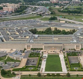 نيويورك تايمز تكشف عن المتبرع المجهول للبنتاغون خلال 