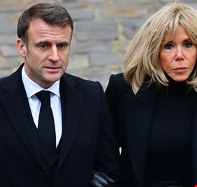 محاكمة 10 أشخاص في باريس بتهمة التنمر الإلكتروني ضد زوجة ماكرون