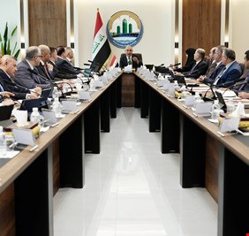 ريكاني يترأس الاجتماع الثالث لمجلس البناء العراقي لمناقشة تنظيم منح إجازات البناء وتعزيز الاستدامة العمرانية