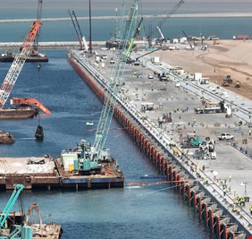 النقل: الهيئة البحرية وسعت أنشطتها الاستثمارية استعداداً لافتتاح ميناء الفاو