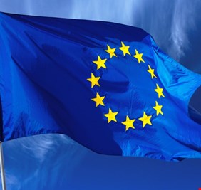 الاتحاد الأوروبي يدرس إنشاء أسطول عسكري لمواجهة روسيا