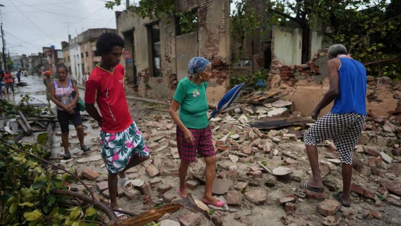 مخلفاً قتلى وجرحى.. إعصار 