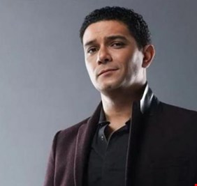 آسر ياسين يكشف عن معاناته النفسية: فترة صعبة استمرت سنوات