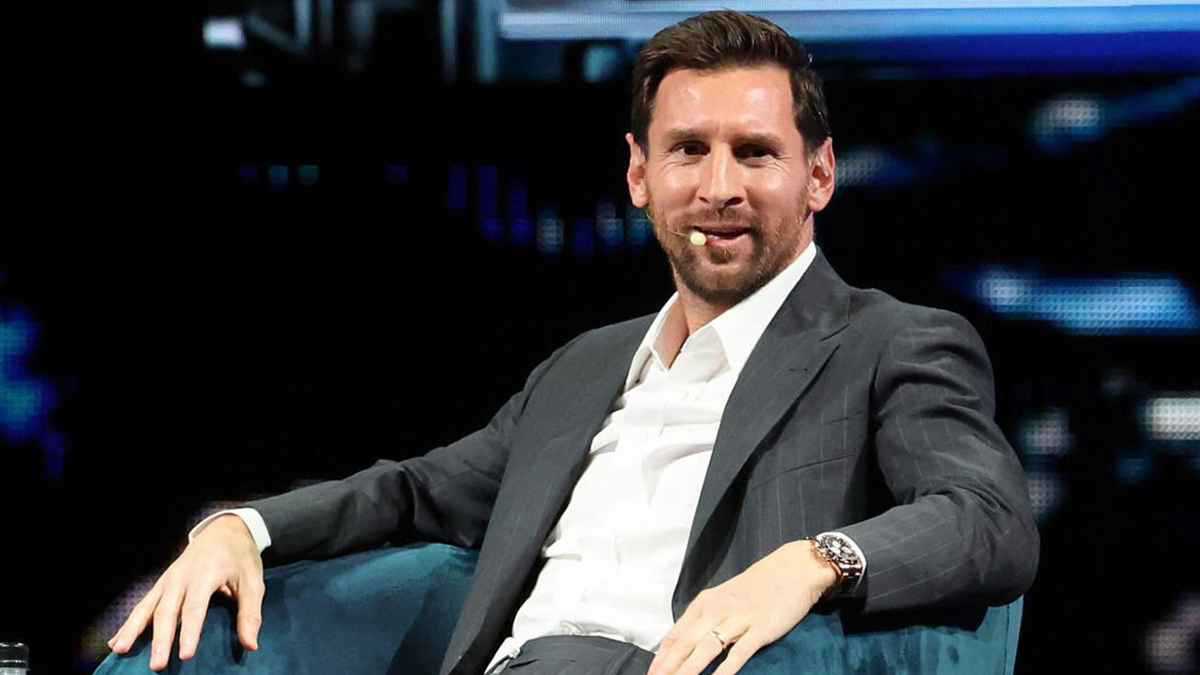 رد حاسم من ميسي على تصريحات كريستيانو رونالدو النارية