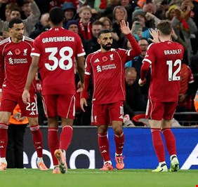 فينغر يوجه اتهاماً مثيراً لنجم ليفربول