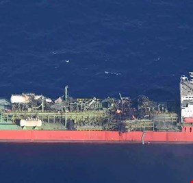 قراصنة يهاجمون ناقلة غاز مسال قبالة الصومال