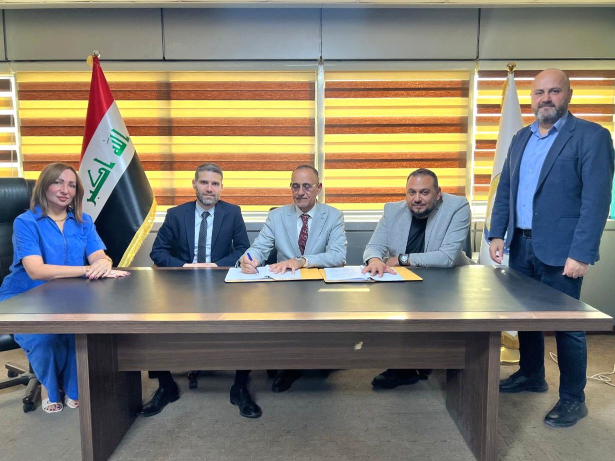 الإعمار توقع عقد التصميم والإشراف لمشروع مجاري الحمزة في محافظة الديوانية