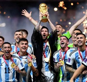 والدي كان صارما بشأن الوشم والكحول.. نجم الأرجنتين يكشف أسرار مسيرته المذهلة