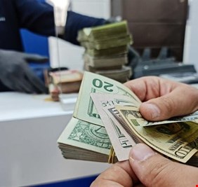 أسعار صرف الدولار صباح اليوم السبت في الاسواق المحلية