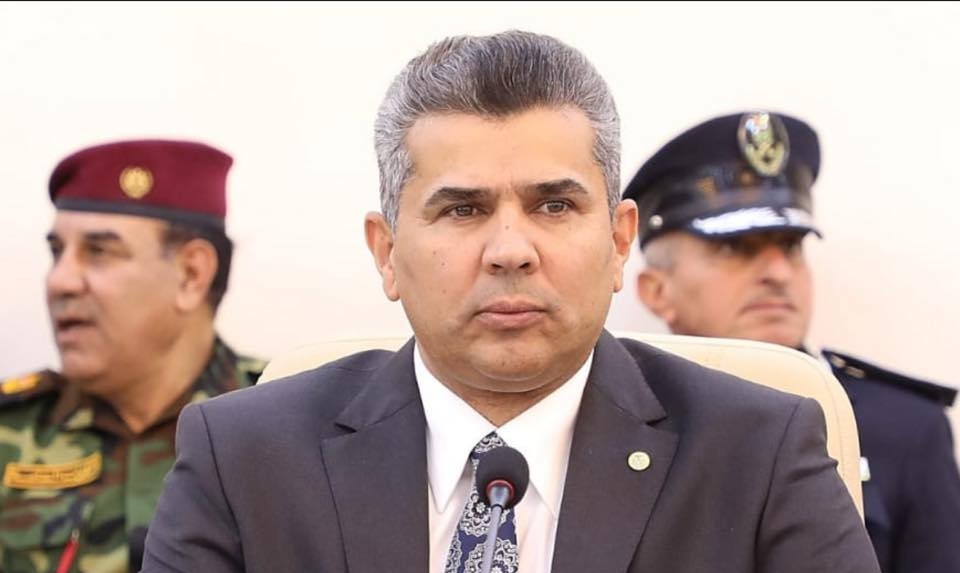 الفريق معن ينفي صحة هذا الكتاب