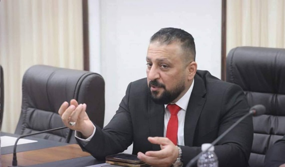 الامن والدفاع النيابية تحذر من عمليات شراء بطاقات الناخبين