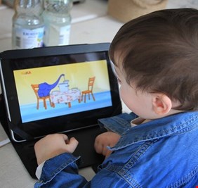 الصور السلبية في الرسوم المتحركة قد تؤثر سلبا على حياة الطفل