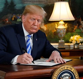 بعد 43 يوماً من الإغلاق.. ترمب يوقع الموازنة المؤقتة