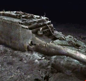 رسالة وساعة من تيتانيك في مزاد تاريخي