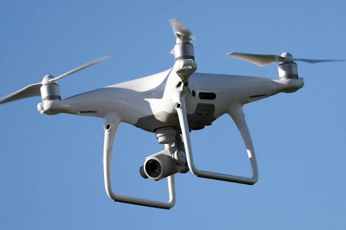 سقوط طائرة مسيرة في محيط إحدى الوزارات وسط بغداد