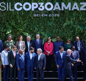 حريق يخلي مقر مؤتمر المناخ في البرازيل