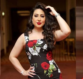 بعد ضبطها بالمطار.. قرار قضائي بحبس شخصين في قضية المطربة بوسي