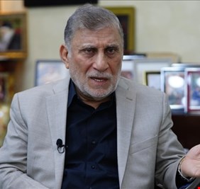 السياسي عزت الشابندر : الإطار يؤسس لنهايته بشروطه لمرشح رئيس الوزراء