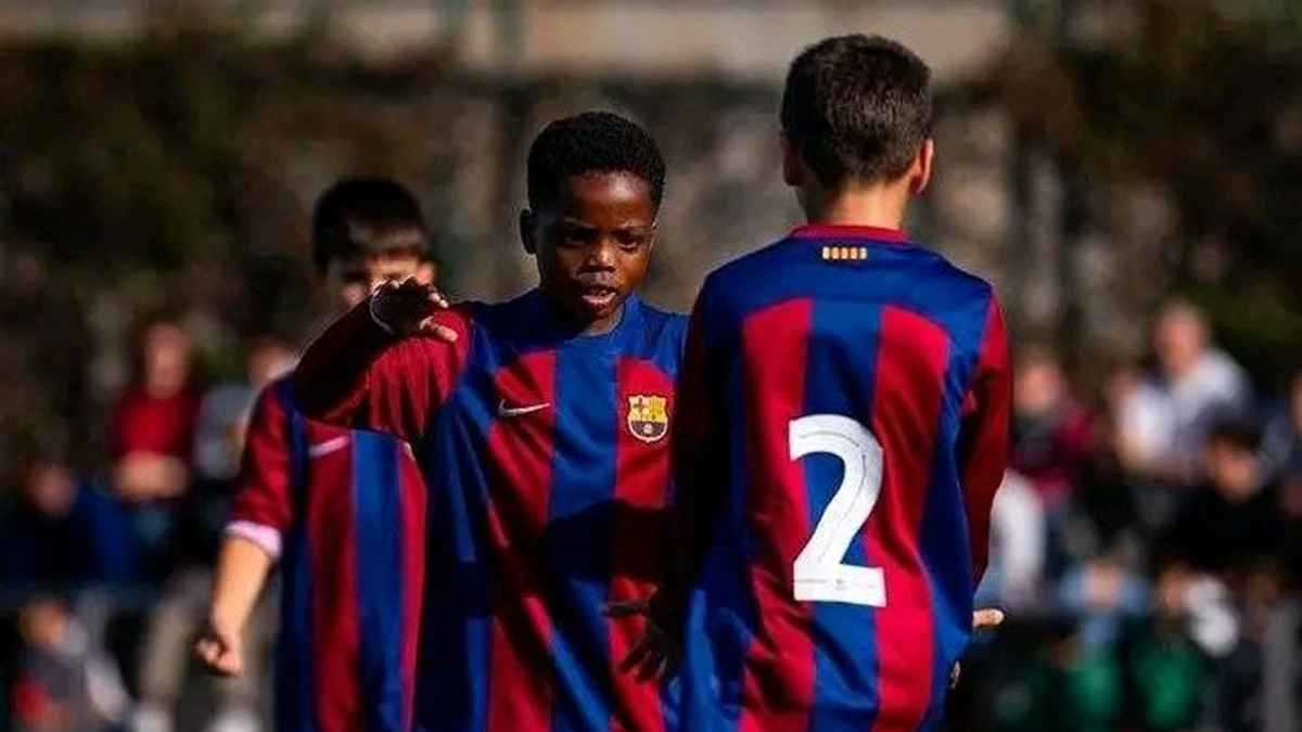 سجل 145 هدفاً وخطفته نايكي.. من هو ديستني كوسيسو 