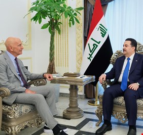السوداني يعزز موقع العراق دوليا بلقاء مهم مع مبعوث ترامب إلى سوريا توم باراك وسط ثقة اميركية متزايدة بحكومته