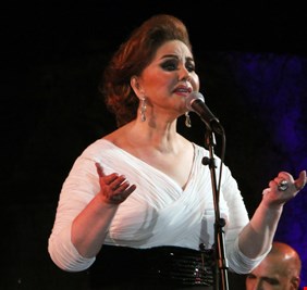 ميادة الحناوي تكشف حقيقة استخدام الذكاء الاصطناعي في حفلتها الأخيرة