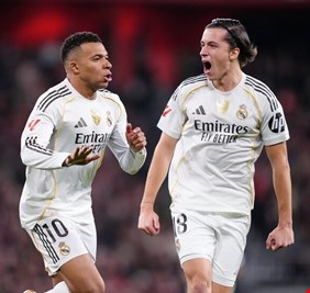 ريال مدريد يهزم أتلتيك بيلباو في عقر داره