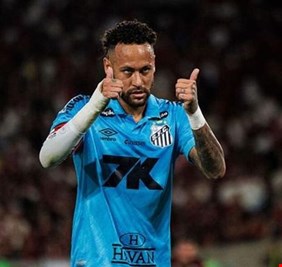 لأجل كأس العالم.. نيمار يستعيد بريقه بهاتريك غائب منذ 3 سنوات