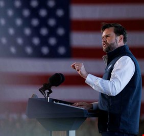 نائب ترامب يفتح النار على الاتحاد الأوروبي