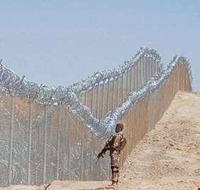 مقتل 4 بتبادل لإطلاق النار على الحدود الأفغانية الباكستانية