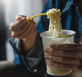 لماذا يحذر الأطباء من الإفراط في تناول 