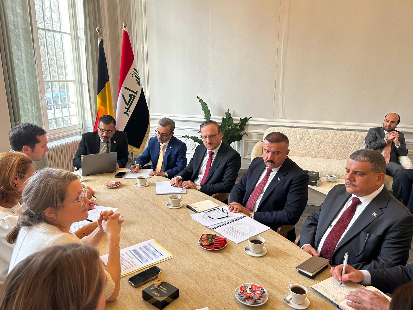 وزير الداخلية العراقي يلتقي وزيرة الهجرة البلجيكية في بروكسل لبحث رعاية  الجالية العراقية وتوسيع آفاق التعاون المشترك
