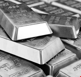 لأول مرة في التاريخ.. الفضة تتجاوز 65 دولاراً