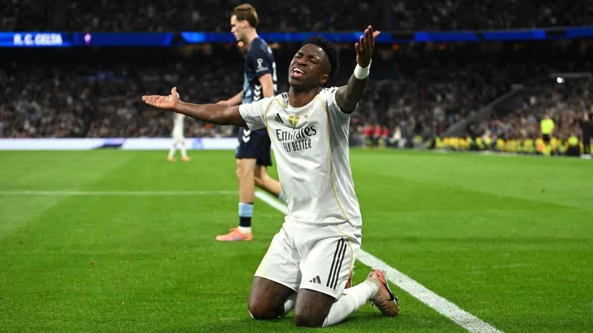 سخرية واسعة من فينيسيوس بعد محاولة فاشلة لتقليد كريستيانو