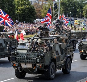 الجيش البريطاني يدعو إلى 