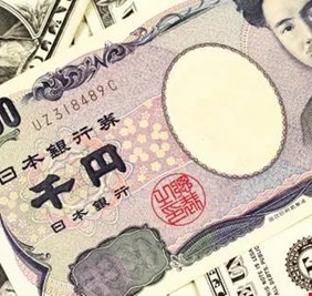 الدولار يحافظ على مكاسبه مقابل الإسترليني والين وسط ترقب قرارات بنوك مركزية